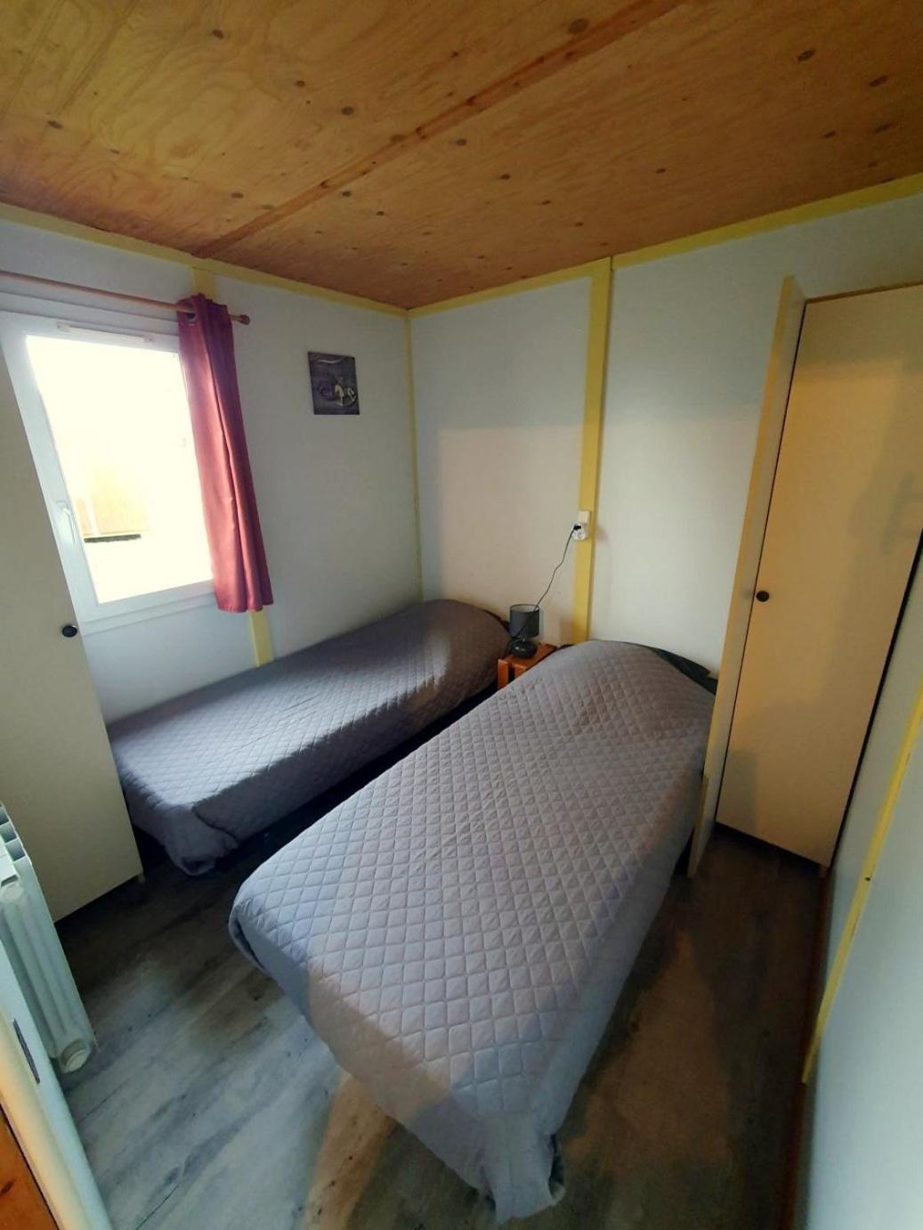 Les Chalets Du Quignon Autry-le-Chatel Habitación foto